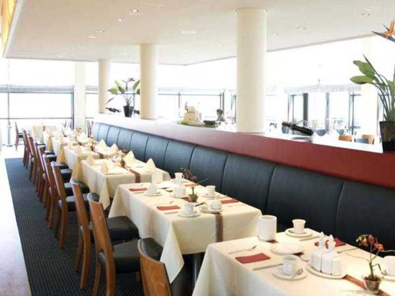 Novina Herzo-base Hotel